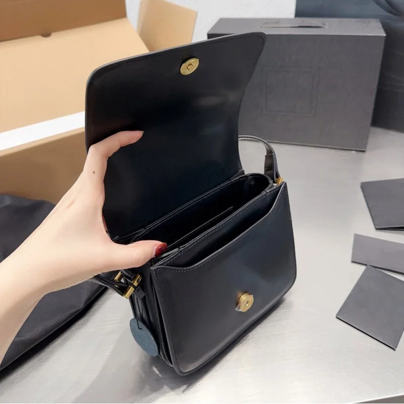 Genuine Leather Luxury Designer Flap Ladies Buckle Shoulder Casual Flap Adjustable Messenger Handbag Bags Women Bags For Woman