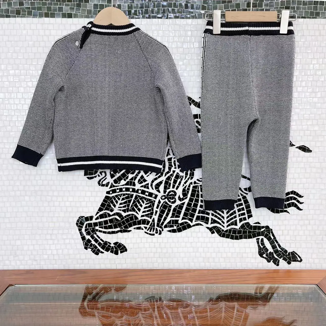 

Popular children's clothing 2022 early autumn new products men and women baby the same knitted suit, the fabric is comfortable a