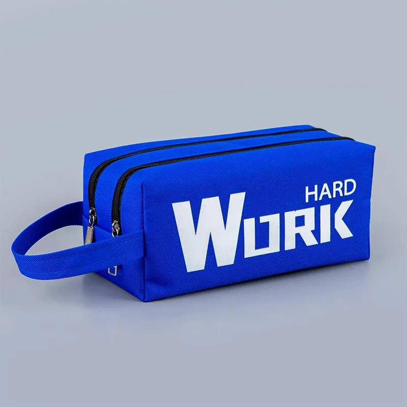 

Двухслойный тканевый пенал 89382