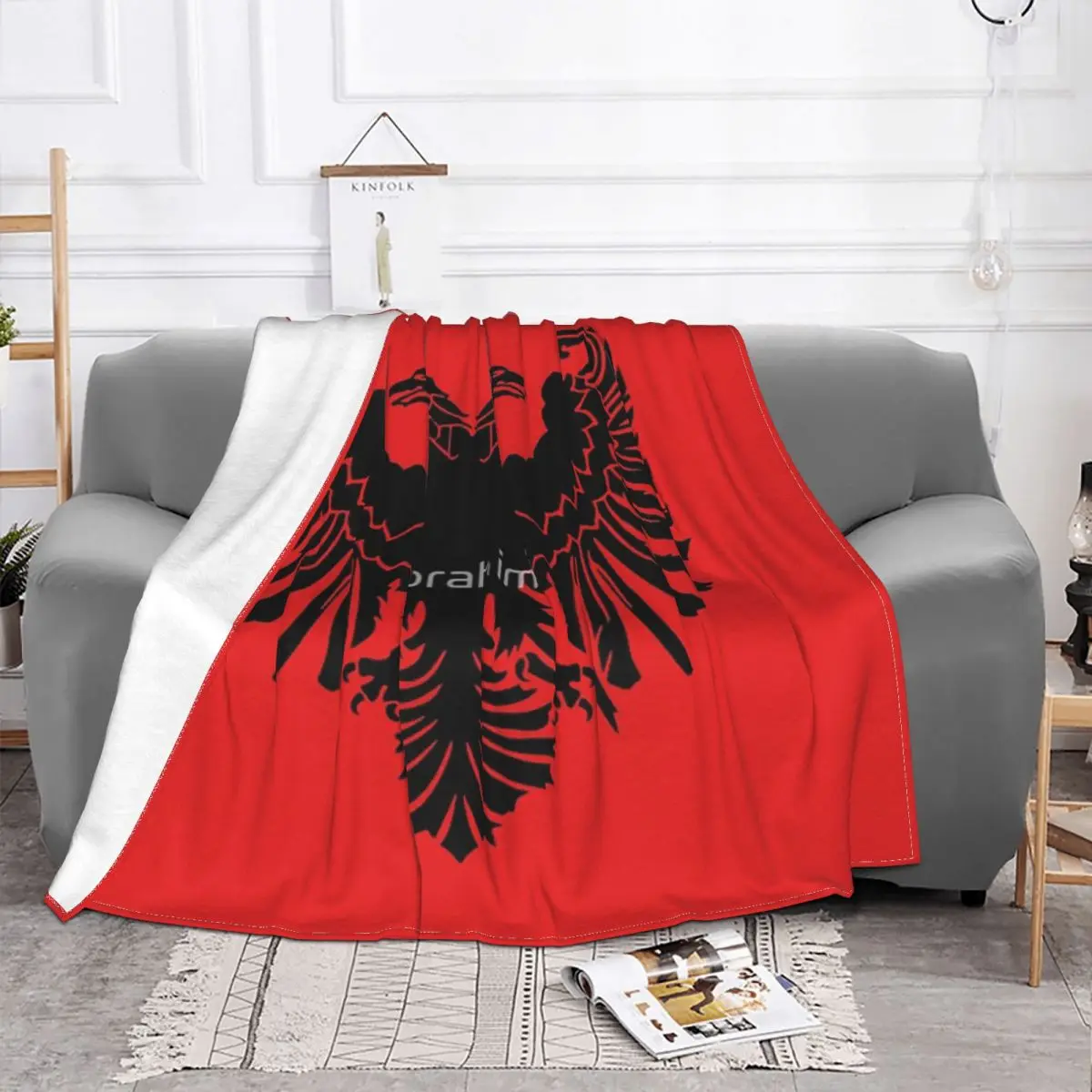 Мягкое покрывало на кровать с банским флагом