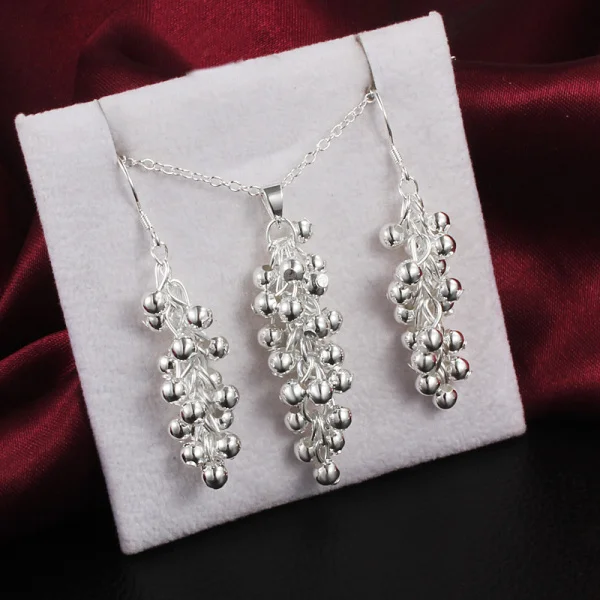 

Комплект из колье и серёг, из серебра 925 пробы