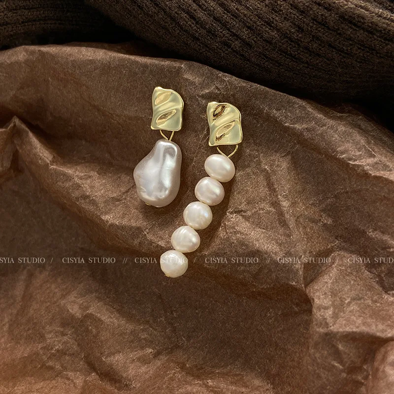 Женские серьги-гвоздики с натуральным пресноводным жемчугом 14 к