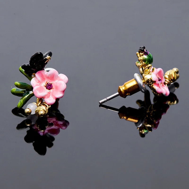 Женские асимметричные серьги из серебра 925 пробы в форме цветка бабочки божьей