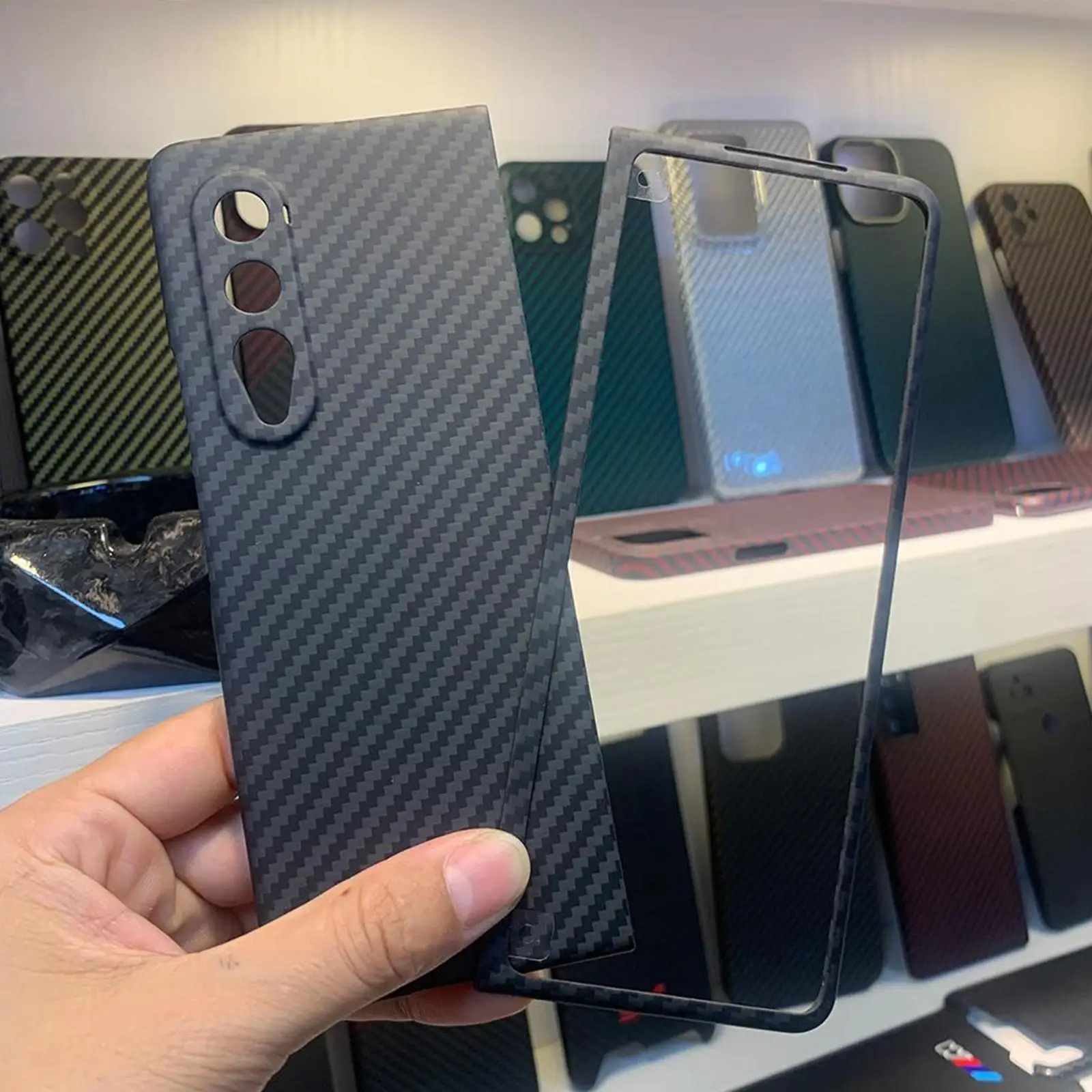 

Чехол для телефона из углеродного волокна для Samsung Galaxy Z Fold 3, чехол из арамидного волокна, амортизирующий, тонкий, простой дизайн, защита экра...