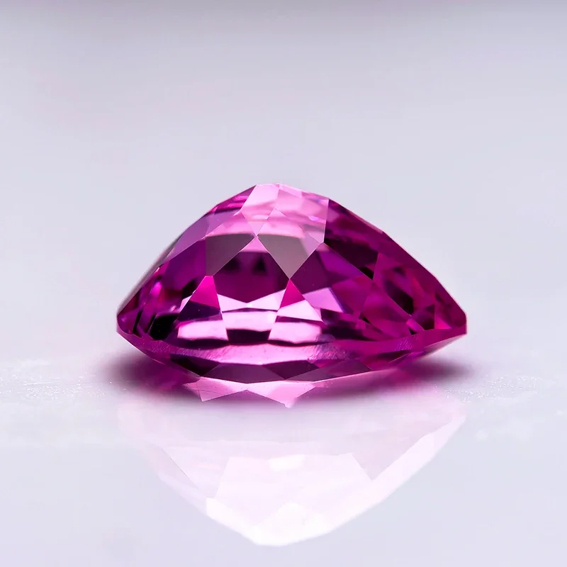 Выращенный в лаборатории сапфир розового цвета грушевидные VVS1 драгоценные камни