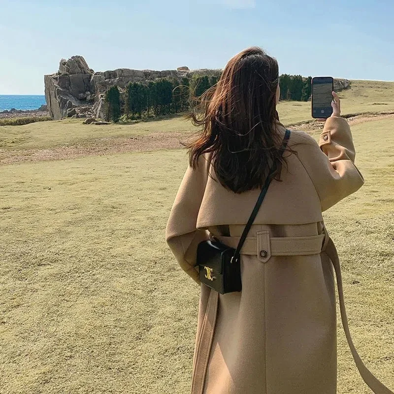 

Autumn and Winter 2023 New Fashion Mid long Korean Soft Woolen Coat Women's Woolen Coat Korean Version High Level M855