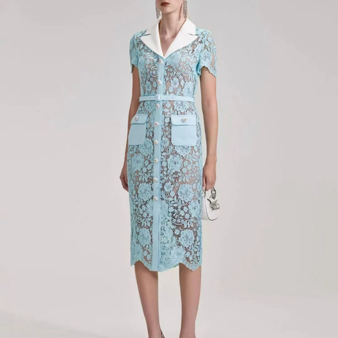 

Женское кружевное однобортное платье миди с цветочным принтом и коротким рукавом