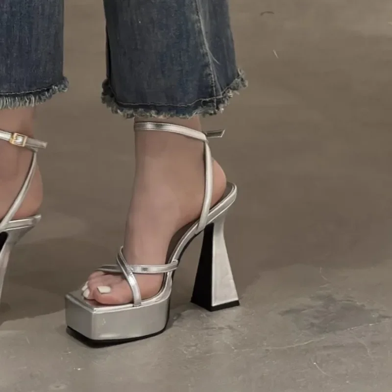 Женские босоножки на платформе и высоком каблуке летние модные женские с