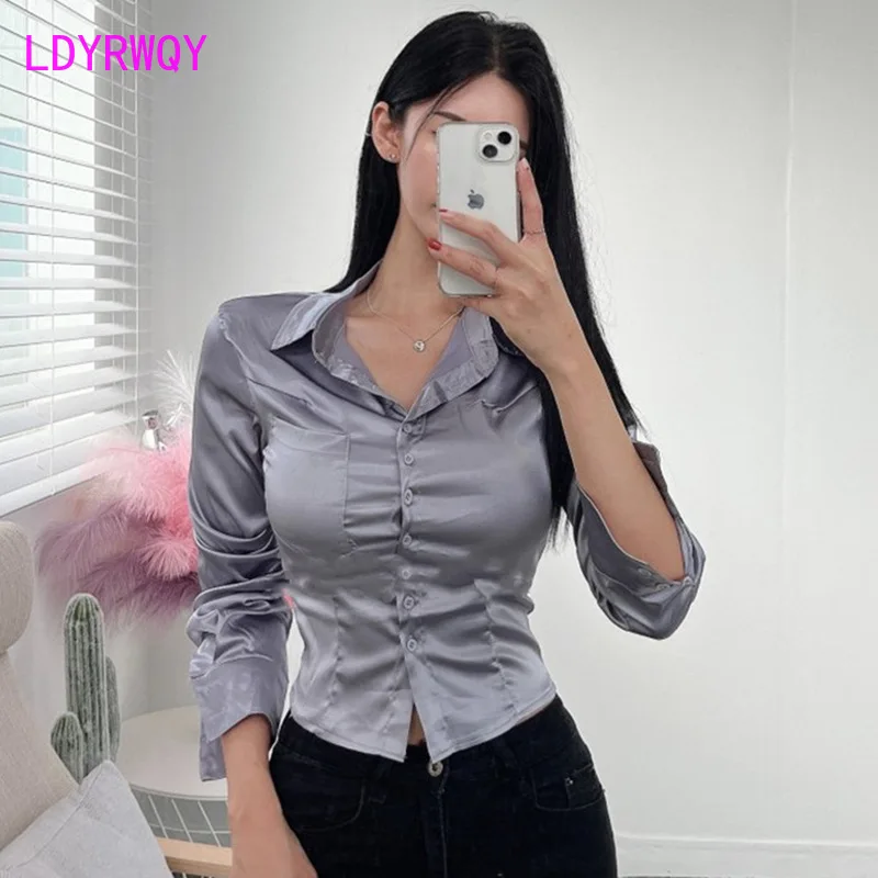 Женская атласная рубашка-поло с длинным рукавом и воротником-поло