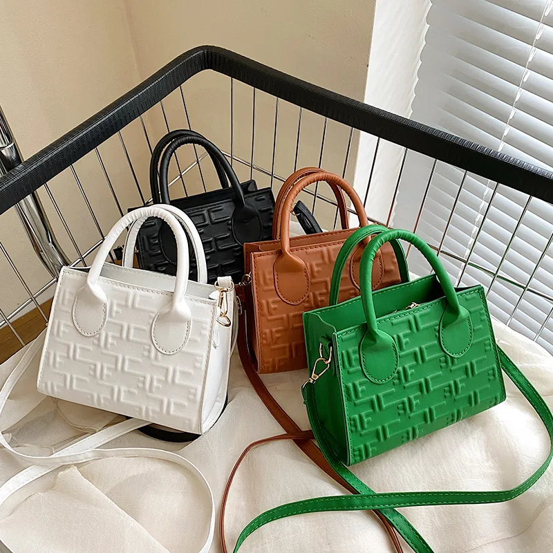 

Foreign style small bag women's bag 2022 summer new fashion small square bag one shoulder retro texture Messenger Handbag