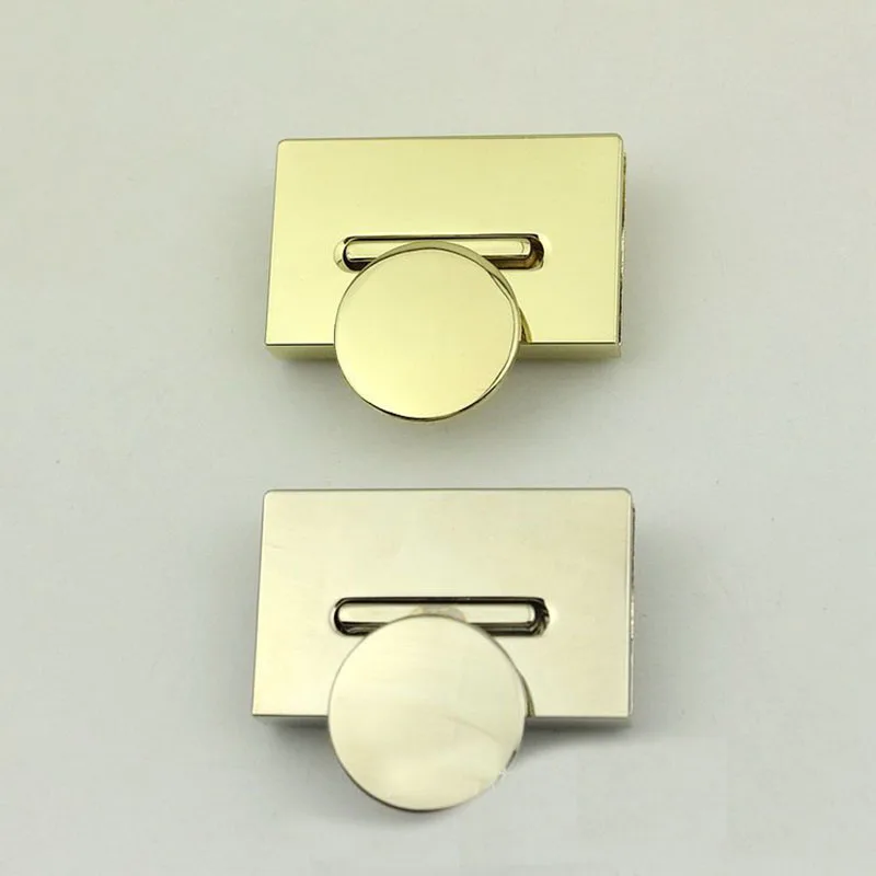 

2Pcs Square Push Lock Spring Metal Twist Lock Snap Clasp Closure Briefcase Closure Catch Clasp Buckle Fasteners for Leather Bag