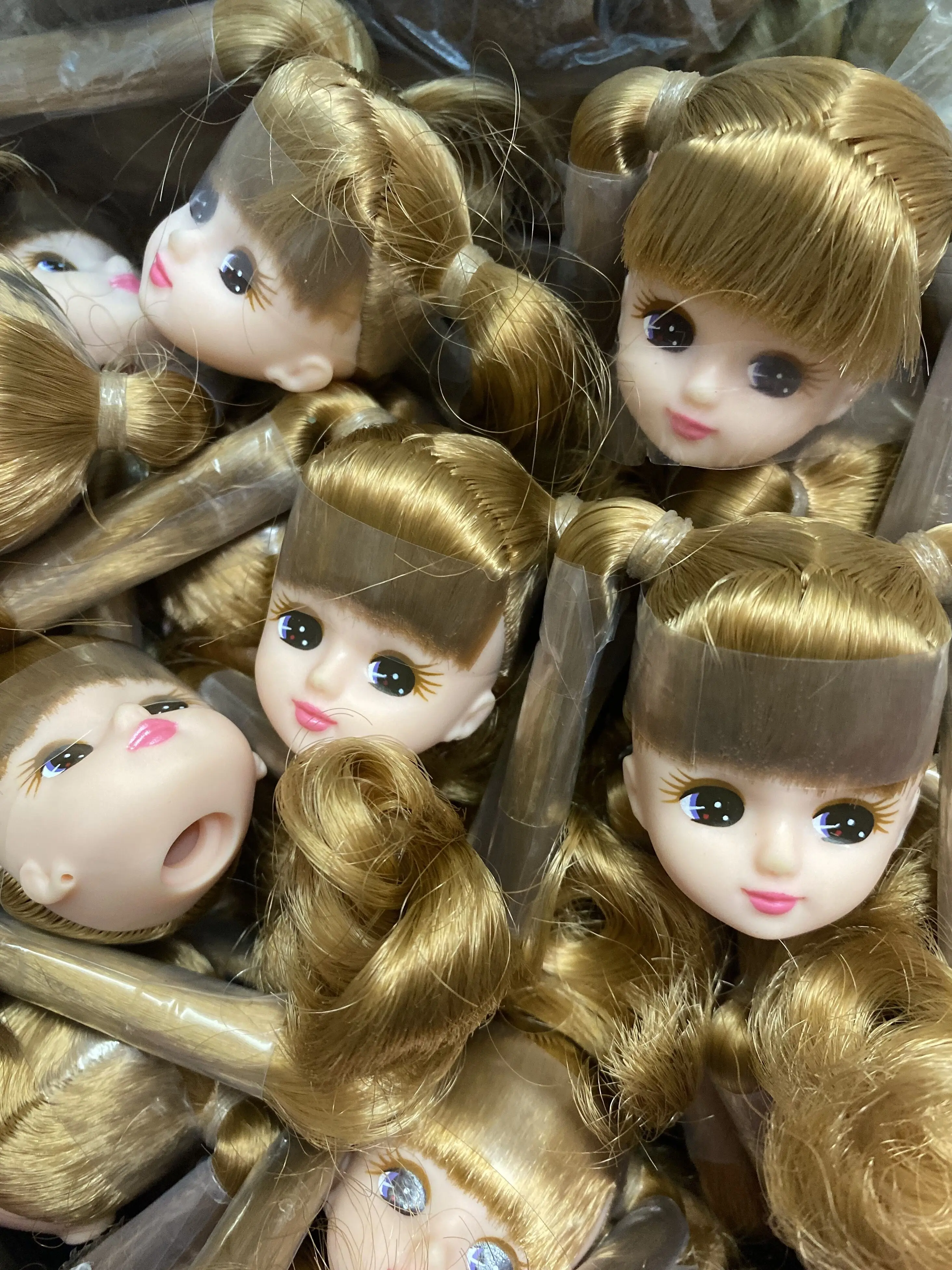 

beautiful new head for licca for girl