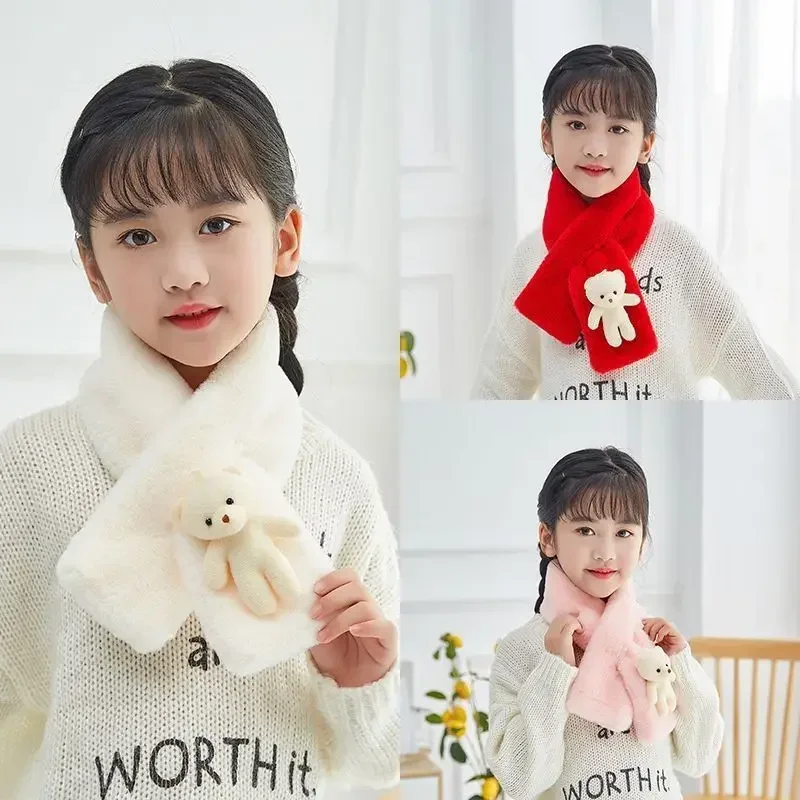 

Новинка 2023, детский шарф, зимний теплый утепленный плюшевый шарф с милым мультяшным медведем для женщин, Корейская версия, модный плюшевый шарф с перекрестными элементами