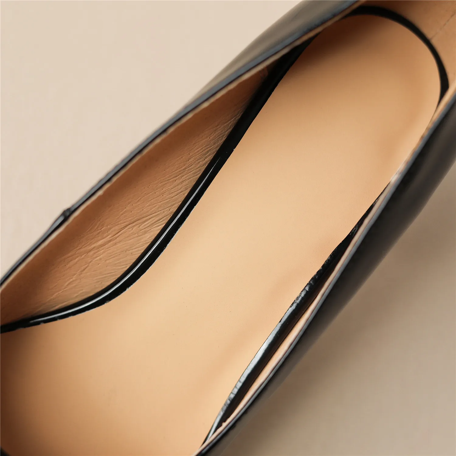 Women Patent Leather Pointed Pumps Toe Thin High Heels Office Wedding Shoes Spring Autumn Sexy Handmade Shoes Big Size 46 47