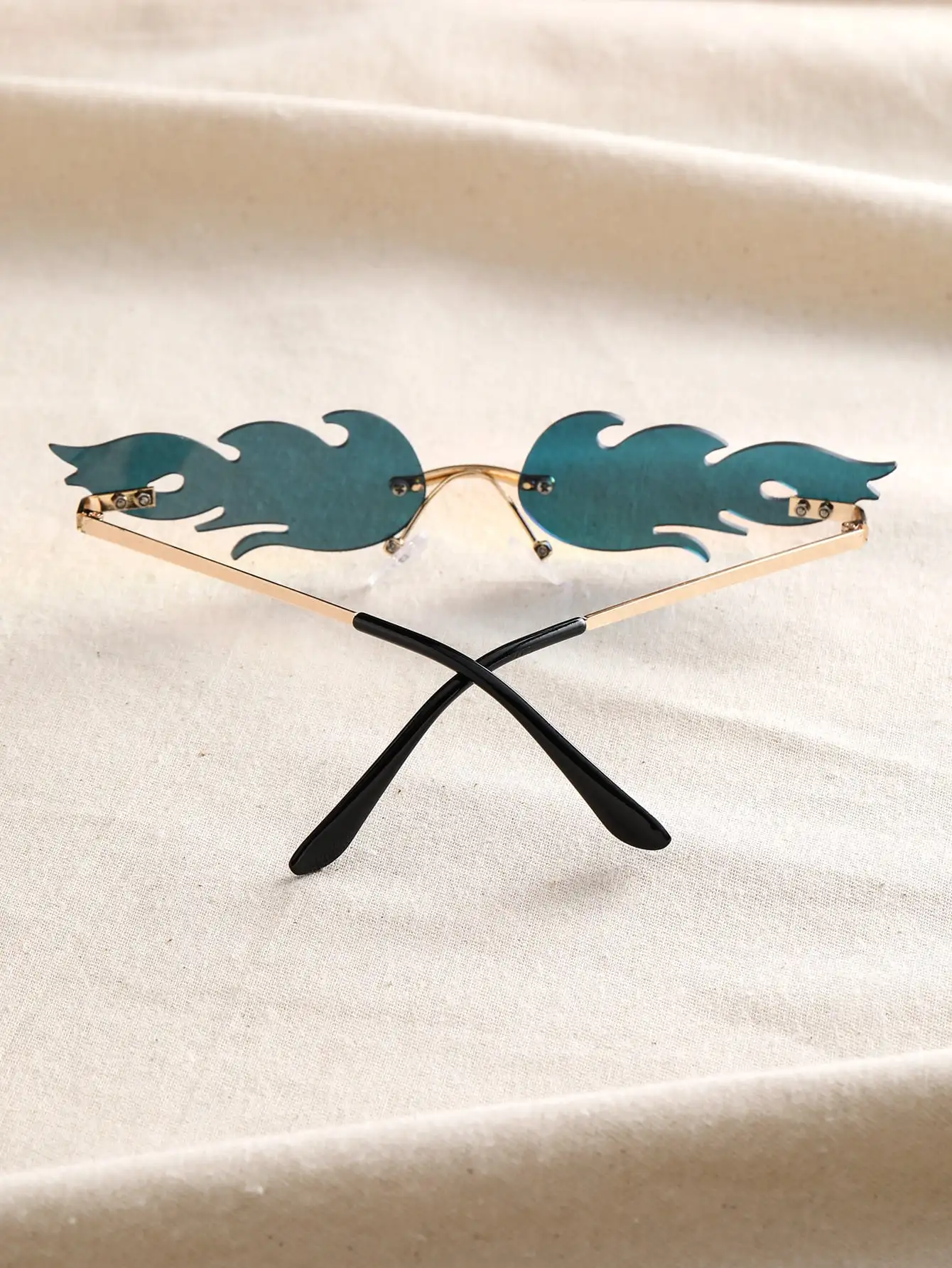 1 шт. унисекс металлические модные солнцезащитные очки в форме пламени для