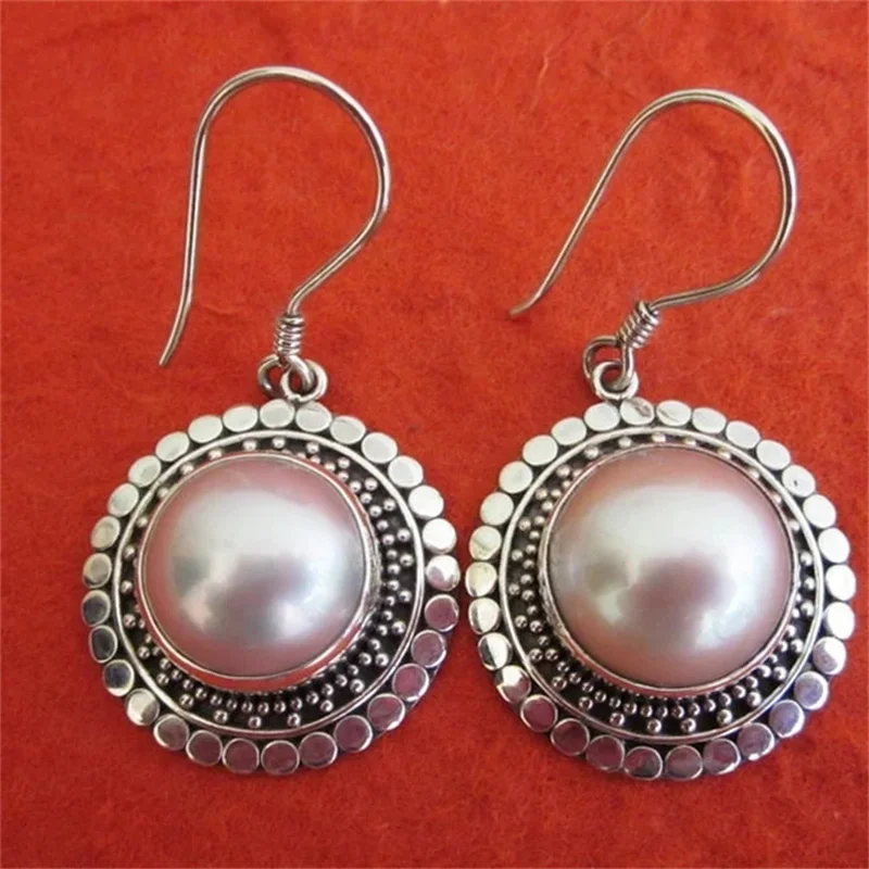 

Personality Inlaid Circular Imitation Pearl Earrings Vintage Silver Color Metal Die-casting Pattern Dangle Earrings Women
