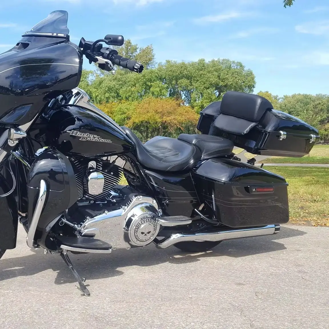 Фото Крепление для кофра Tour Pack 10,7 дюйма (Chopped) для Harley Touring CVO Road King Street Glide Electra 2009-2026 №3