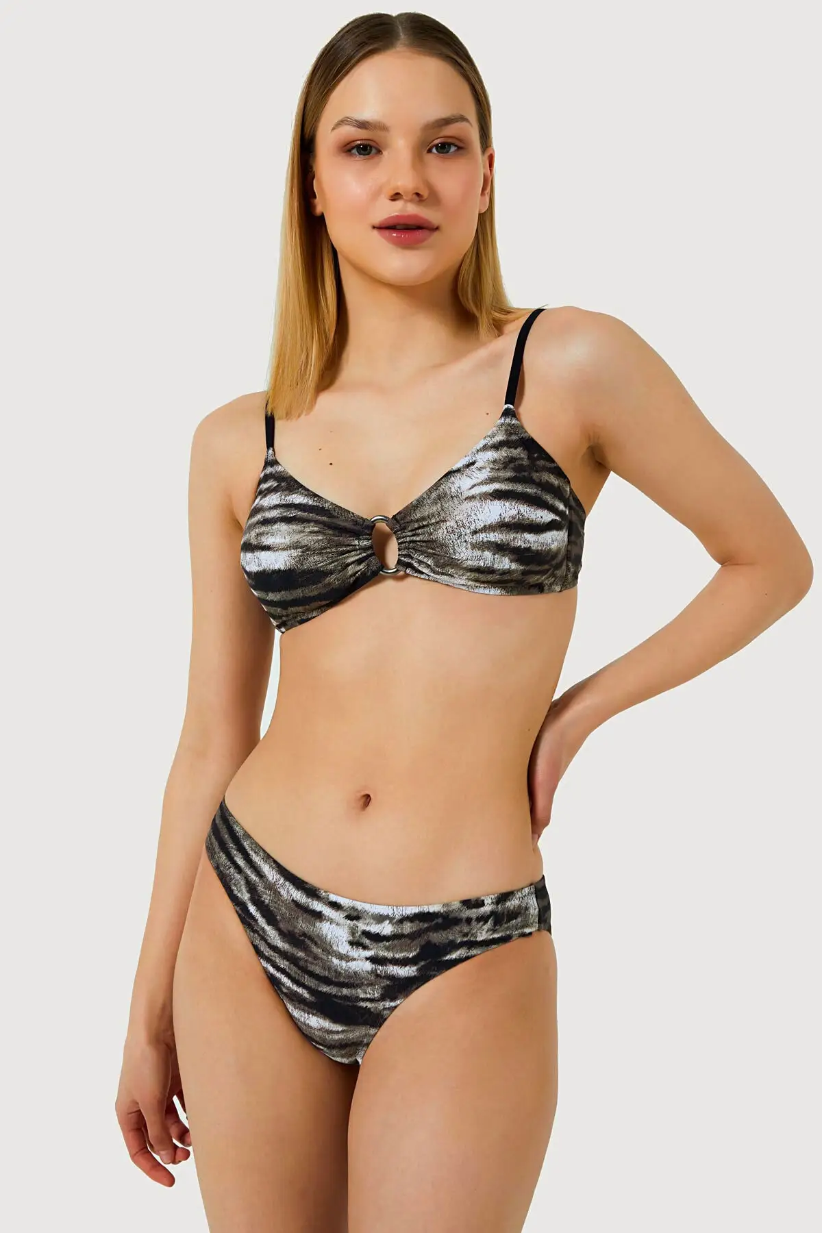 Женские бикини черный комплект