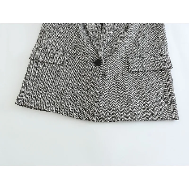 Костюм женский летний из 2 предметов в минималистическом стиле