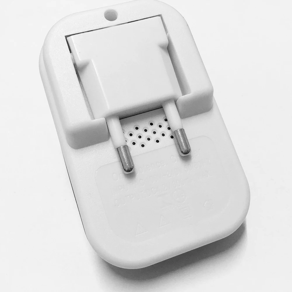 Smart LCD Charger 3.6V for LIR2032 LIR2025 LIR2016 Button Rechargeable Battery EU Plug