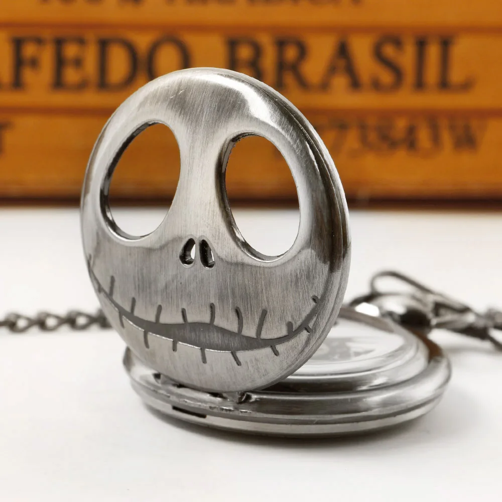 Рисунок 2 - На Хэллоуин, кварцевые карманные часы