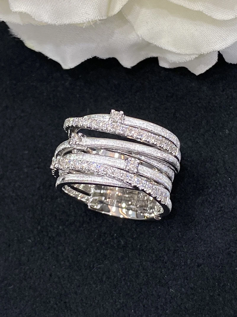 Рисунок 3 - Кольца LUOWEND из белого золота 18 карат