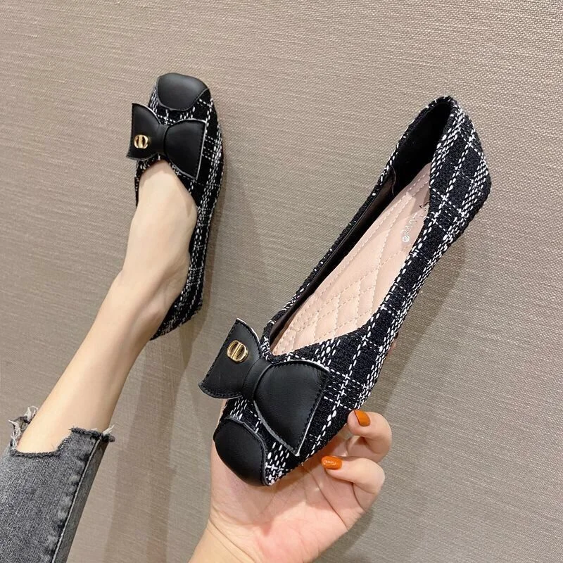 

Small fragrance wind square head flat single shoes female 2023 spring and autumn style summer bow plaid shallow mouth flat heel