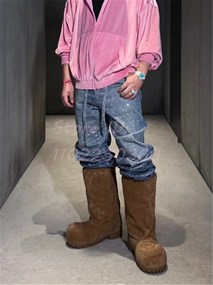 Коричневые сапоги до середины икры на платформе в стиле ретро однотонные