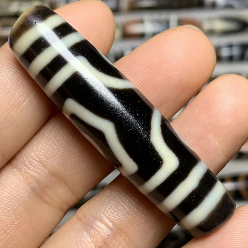 Одна вещь изображение старые материалы агат ручная работа черный и белый для