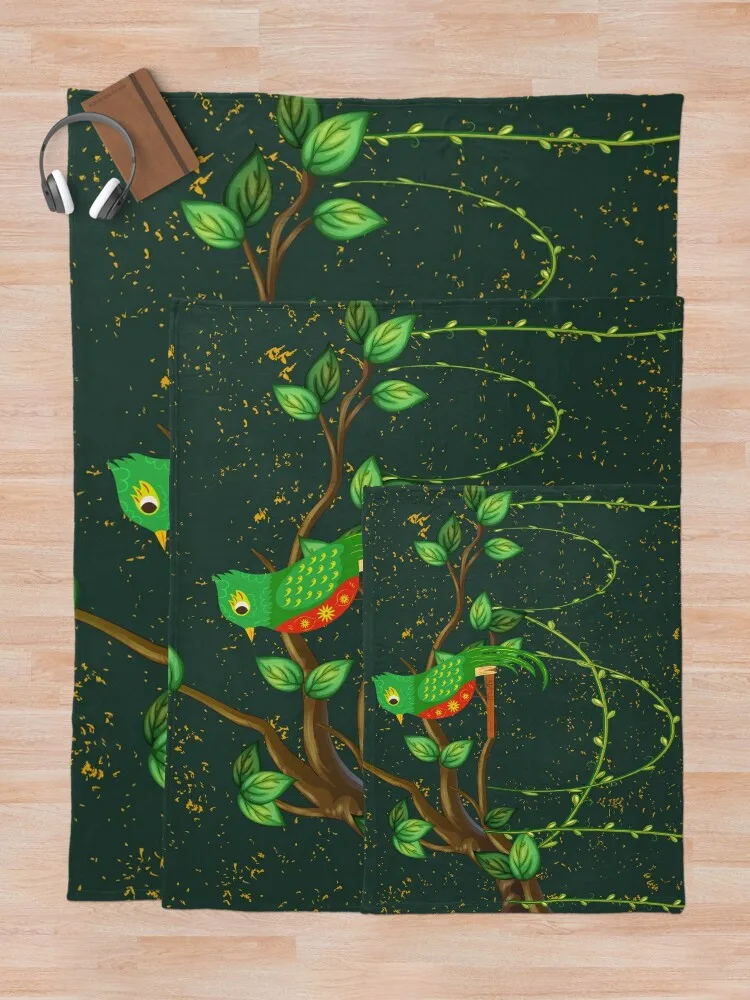 Мистическое Кеттарское зеленое тропическое лесное одеяло с веткой виноградной