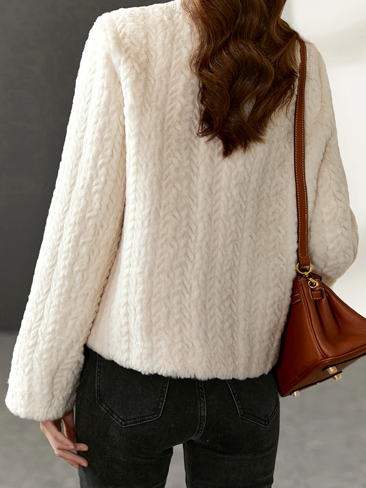 Vimly Luxury Faux Fur Tweed Coat Winter Warm Jacket Women 2022 Fashion Elegant Short Ladies Overcoat for Winter Clothing 50398