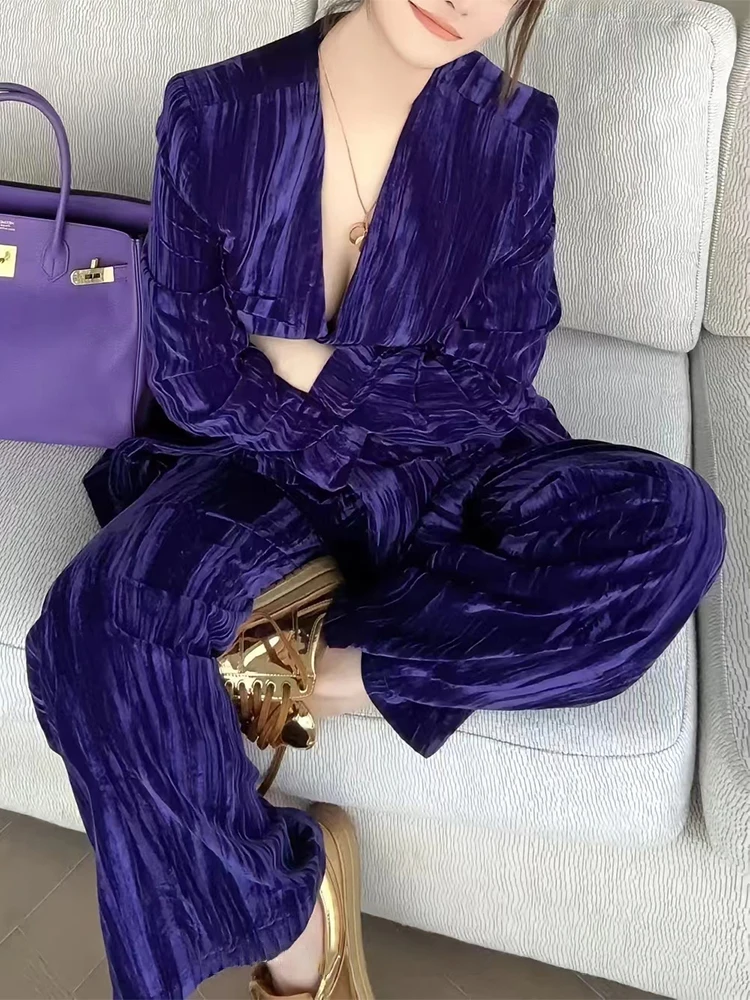 Женский блейзер TWOTWINSTYLE однотонный комплект из двух предметов с отложным