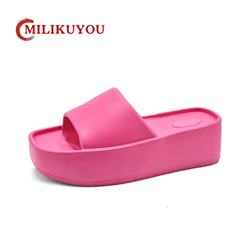 Women Slippers Comfortable Brand New Fashion Integrated Slipper Female Summer Casual Shoes Soft 6cm Conspicuous Heightening Shoe