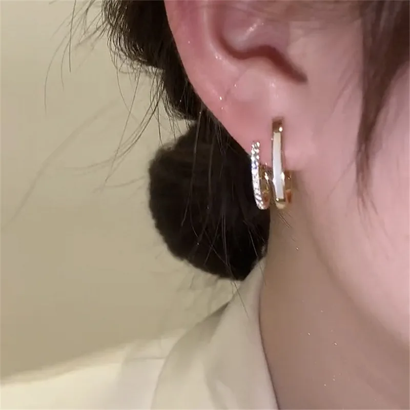 

Fashion Design Irregular U-shaped Earrings for Women Dainty Zircon Earring Girls Birthday Party Wedding Fashion Jewelry Gift
