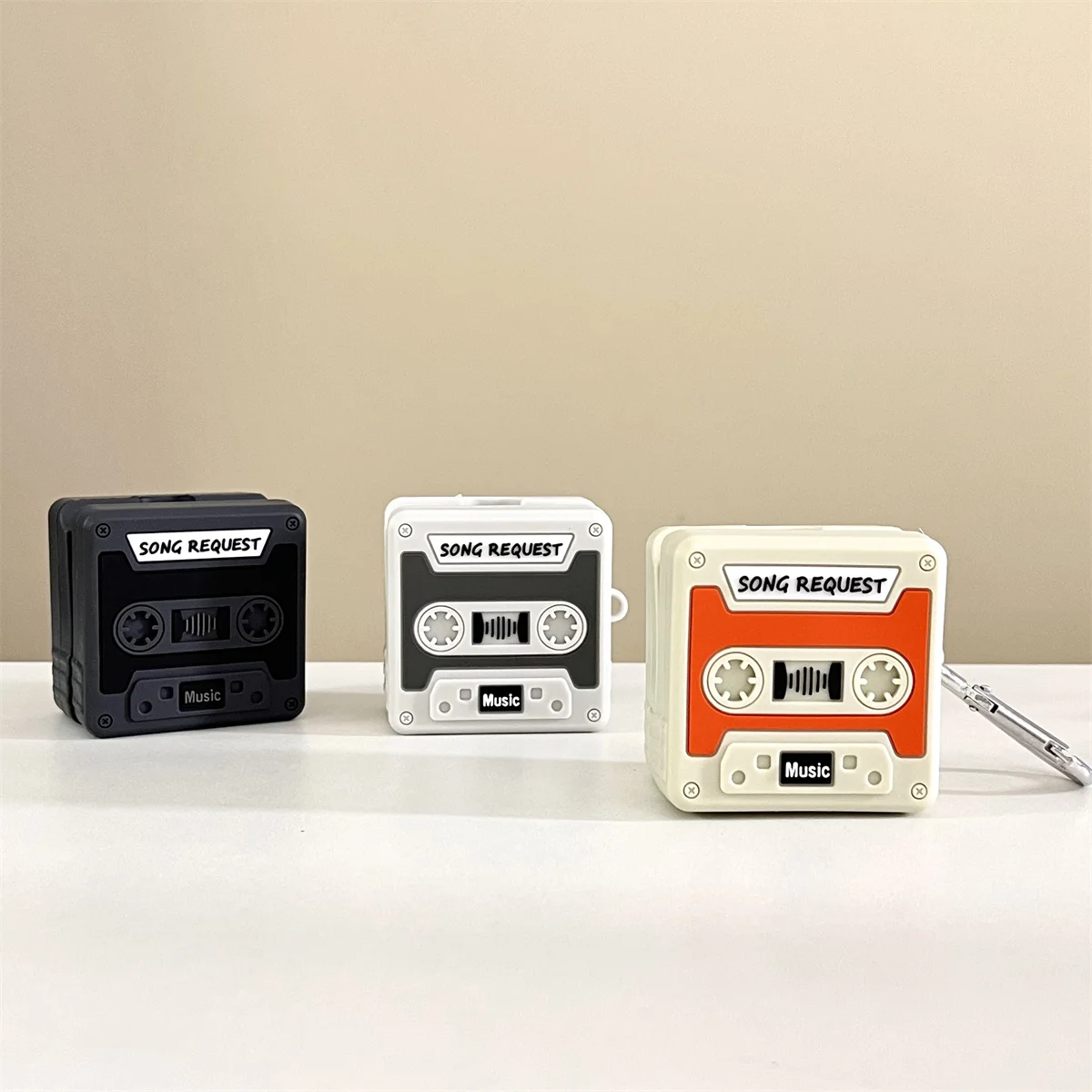 Силиконовый чехол с крючком для Samsung Galaxy Buds 2 pro/Buds FE/Buds 2/Buds Pro/Buds Live в стиле ретро