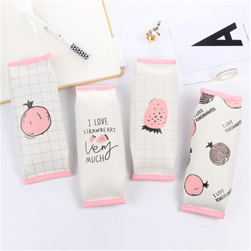 

DL Creative stationery pomegranate canvas leather bulk pencil box honey simple male and female junior middle school students pen