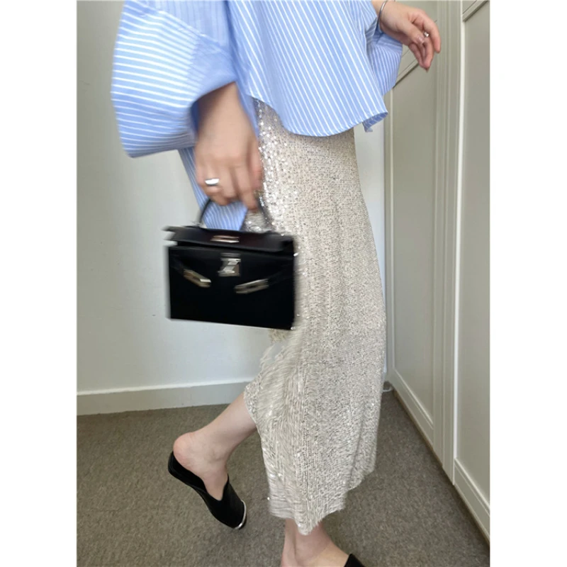 The Fried Single Product Has A Stunning Temperament and Is Thin and Sparkling, and It Is A Mermaid Sequin Skirt midi skirt