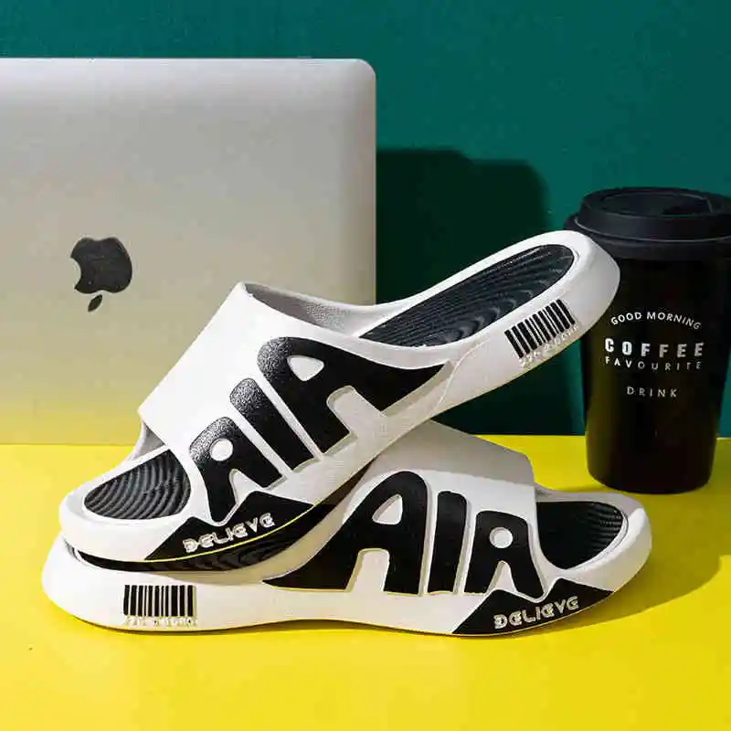 

2022 Summer House Men Slippers Solid Color Women Flip Flops Thick Slides Fashion Printed Couples Platform Shoes Outdoor Sandals
