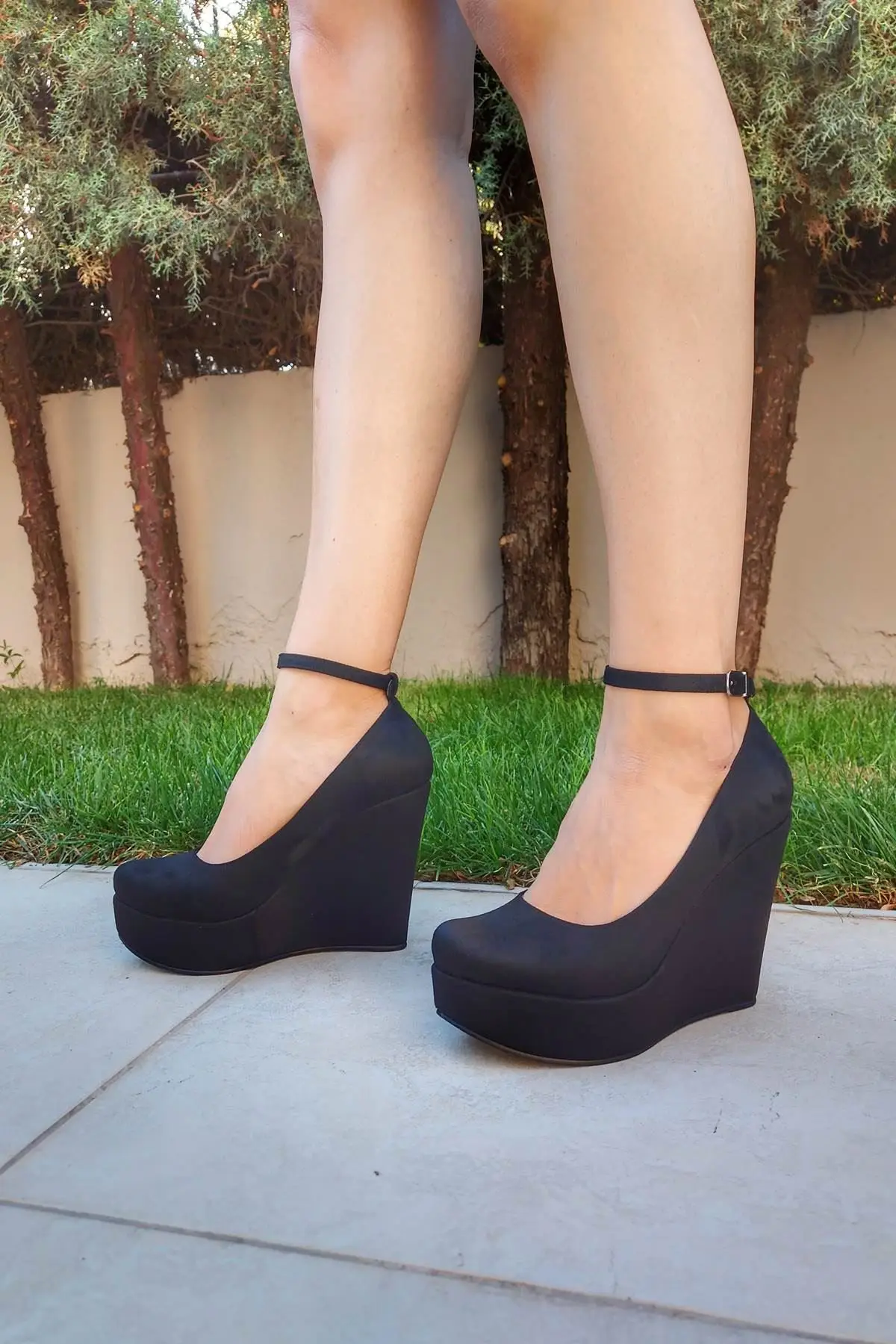

Women's Fashion Suede elephants Heels Boots