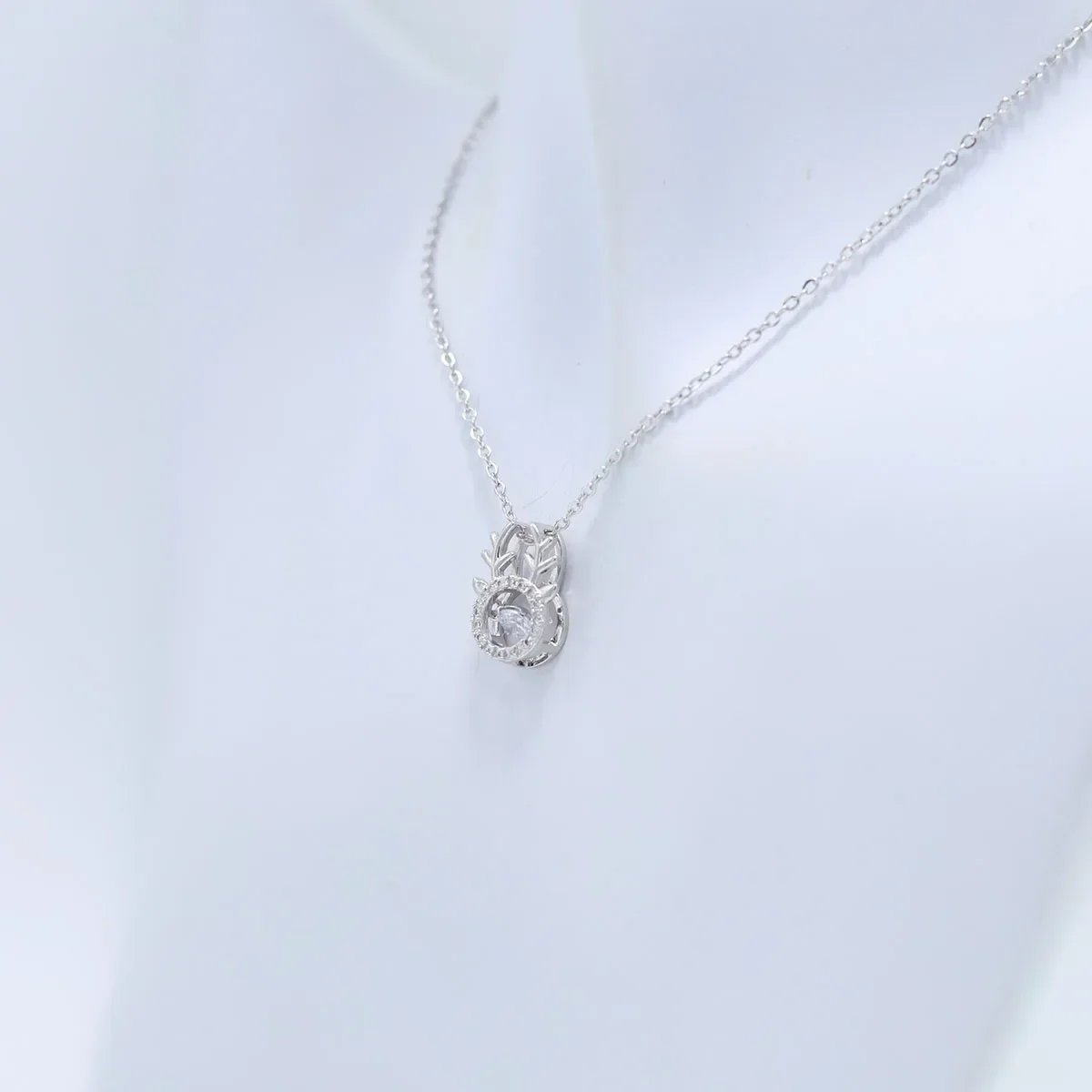 Ожерелье с рогами серебро натуральная бирюза кулон в виде головы оленя богемные