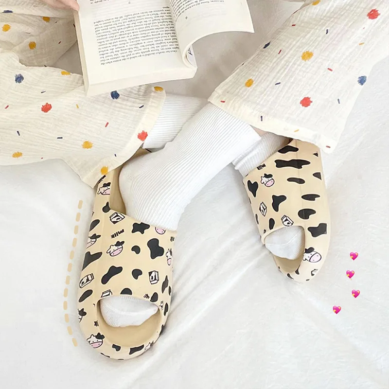 The New Thicker Comfortable Slippers For MenAnd Women Home BathroomBath CoupleThick Bottom Home Sandals And Slippers Summer Wear