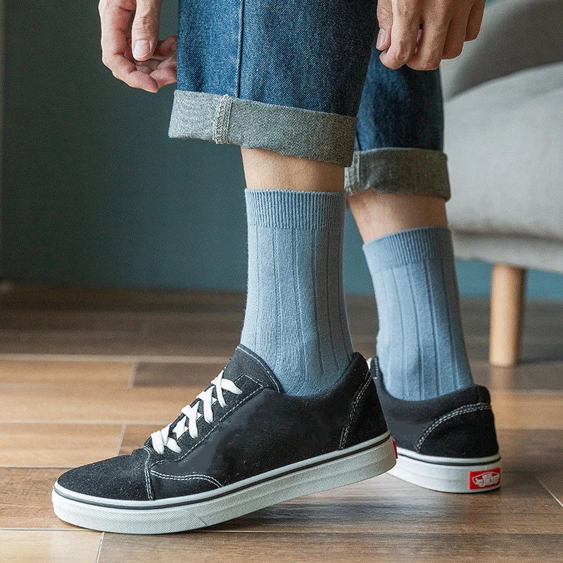 Хлопковые вязаные мужские носки высокого качества повседневные однотонные