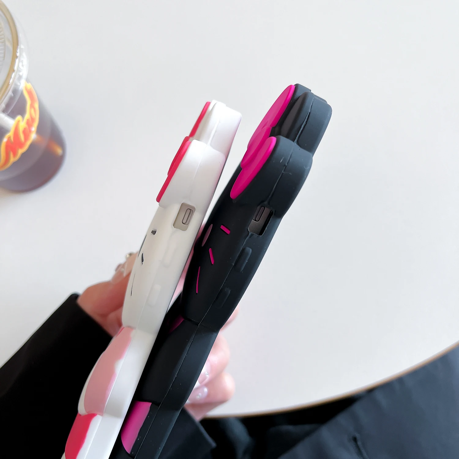 Для iPhone 16 Pro Max Plus цветной бант Hello Kitty мультфильм силиконовый чехол на заднюю