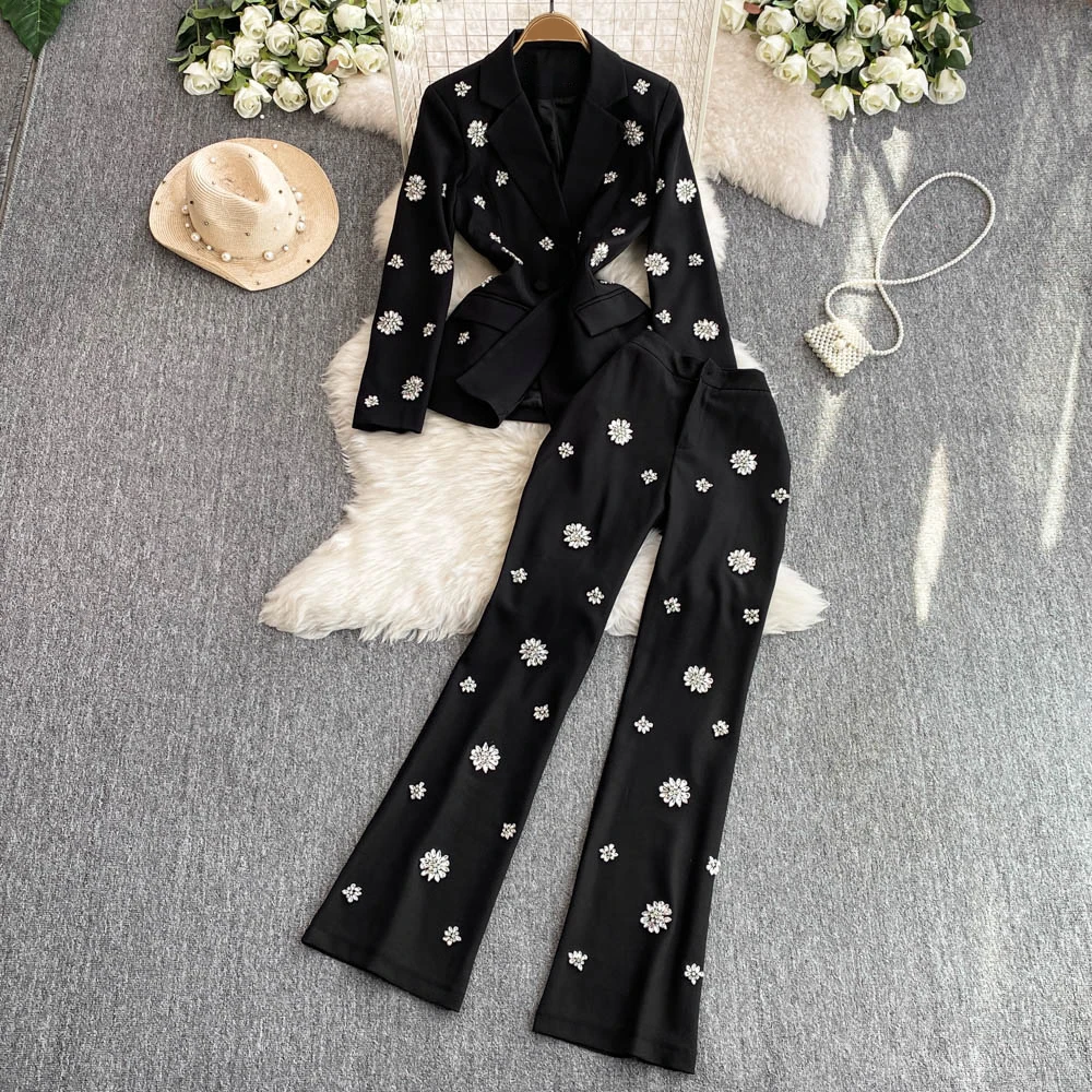 TWOTWINSTYLE комплект из двух предметов для женщин пальто с зубчатым воротником и