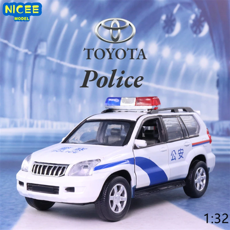 

Модель автомобиля Toyota F90 из металлического сплава, 1:32