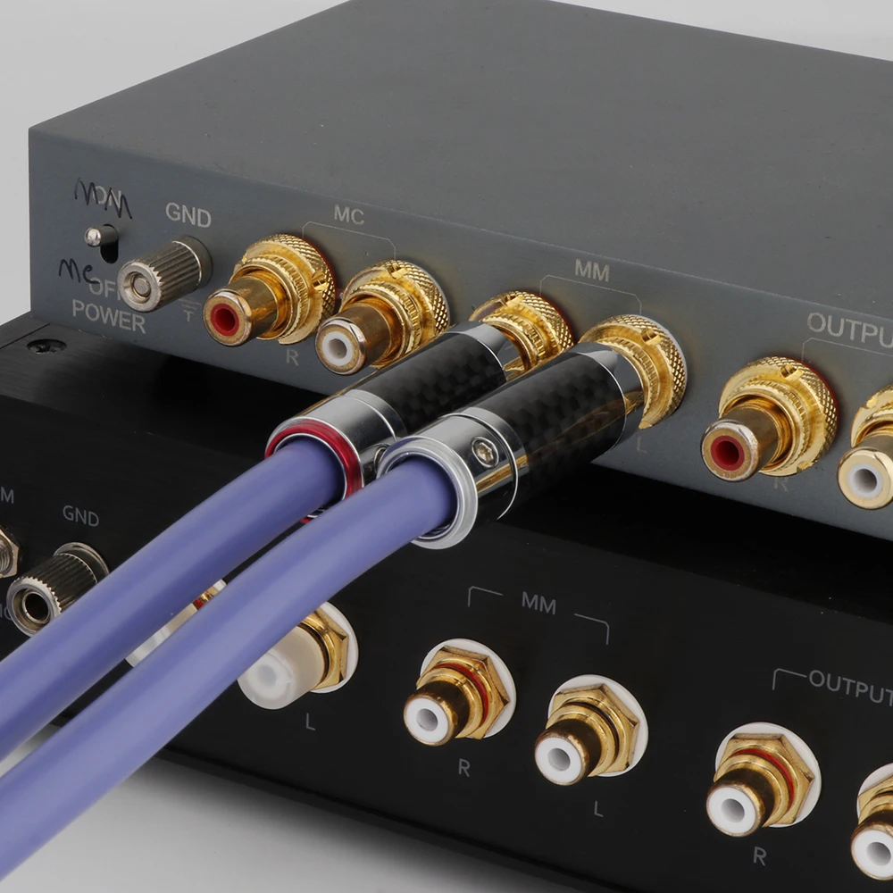 Аудиокабель HIFI Furutech FA-aS22 OCC с корпусом из углеродного волокна