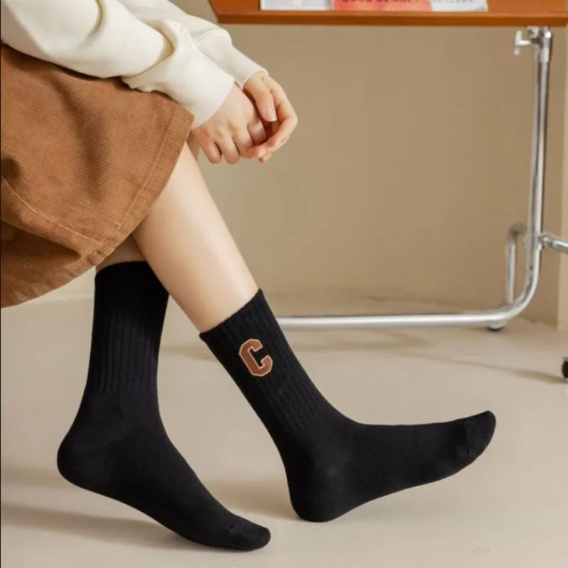 1Pair Fashion Women Cotton Socks Embroidery Letter C Mid-tube Socks INS Autumn and Winter Solid Color Casual Sock Kawaii Sock
