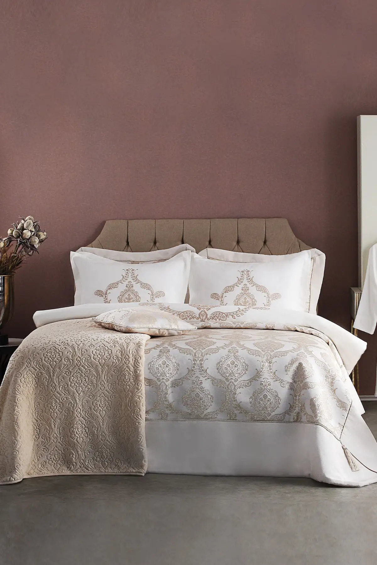 

Sofia Embroidered Nevresimli And Bed Covered 10 Piece Dowry Set-Gold