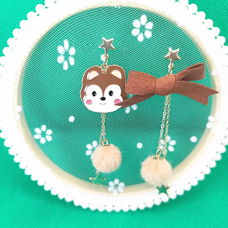 

Женские серьги-гвоздики из серебра 925 пробы, с кристаллом и Дэйлом