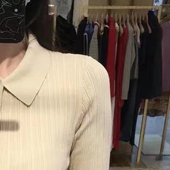 

2021 Spring and Summer New Sweet Ribbed Pearl Button Sweater Women Cardigan